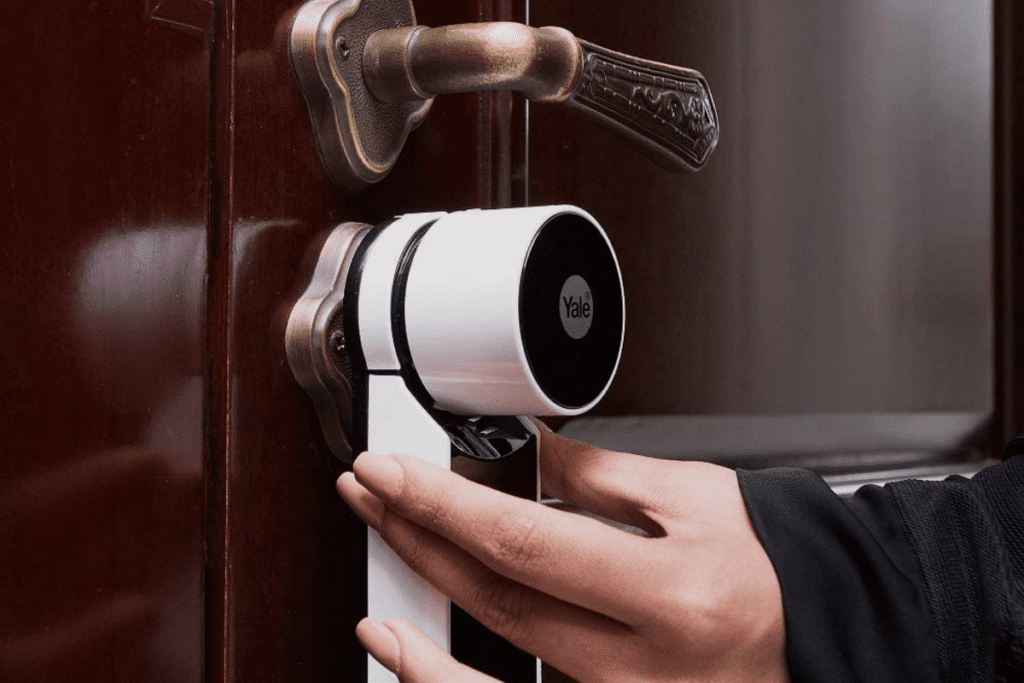 Yale ENTR Smart Door Lock Design