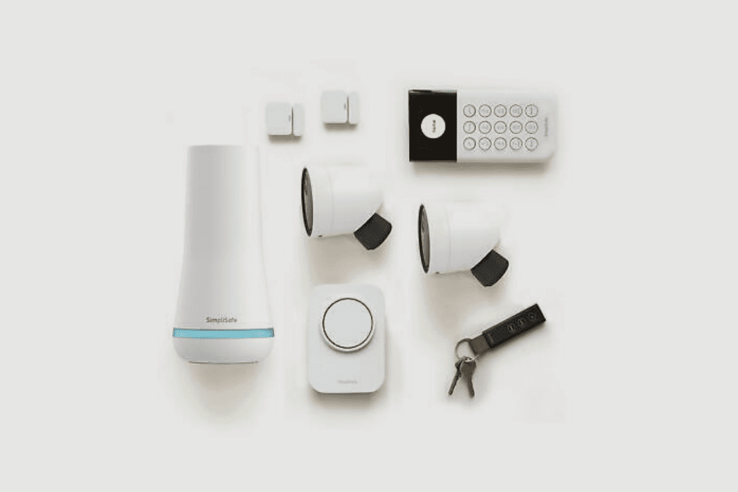 What Smart Locks Work with Simplisafe Security System? TECH GURU GUY