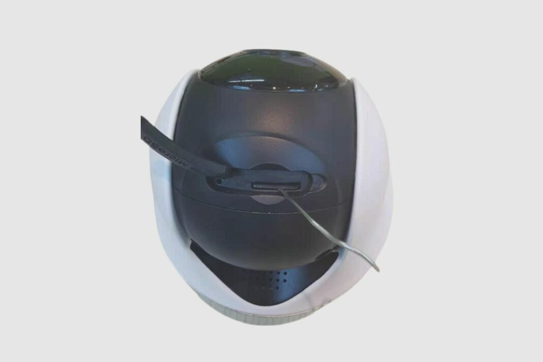 How To Install a Reolink Argus PT SD Card? TECH GURU GUY