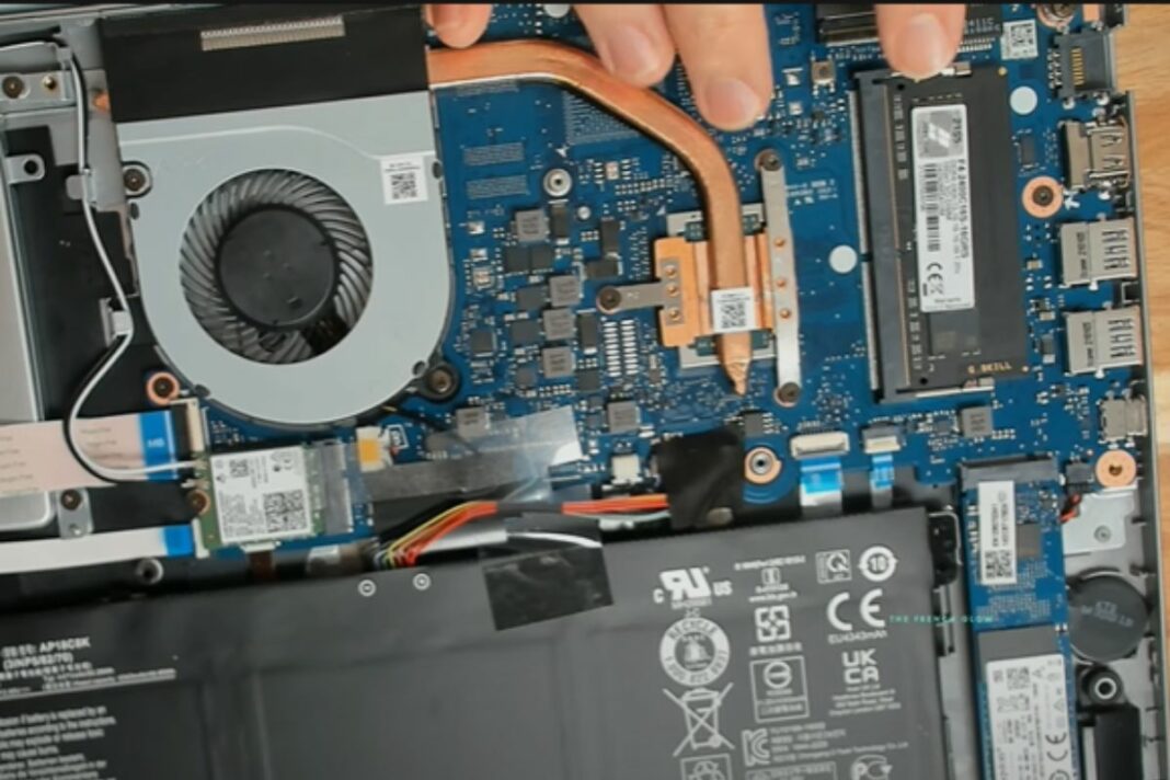 How to Add Ram to an Acer Aspire 5 Laptop - TECH GURU GUY